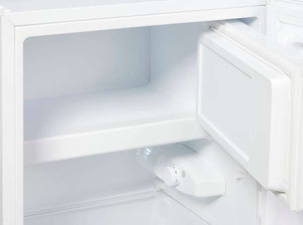 Amica KS 361 151 W Standkühlschrank, 47,5 cm breit, 80 L, LED Beleuchtung, 1 Glasablage, 1 Gemüseschublade, 3 Türablagen, weiß